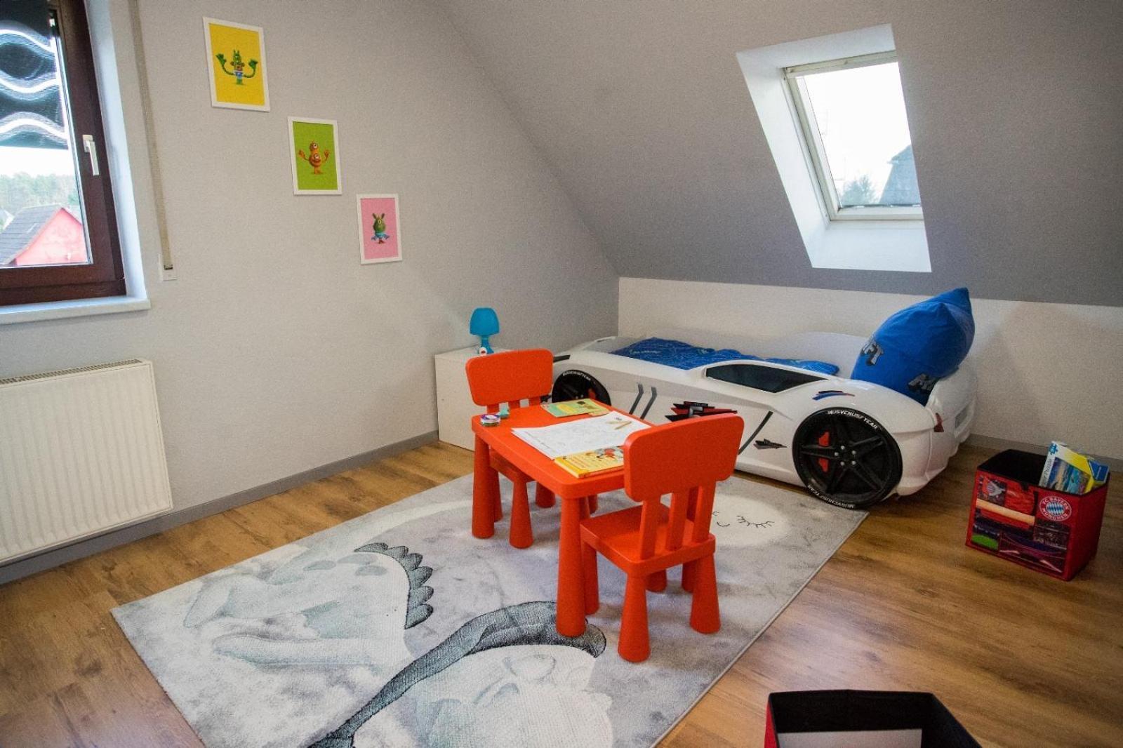 Zum Kaeutzchen 120Qm Ferienhaus 8 Personen 4 Schlafzimmer Nossentiner Huette Εξωτερικό φωτογραφία