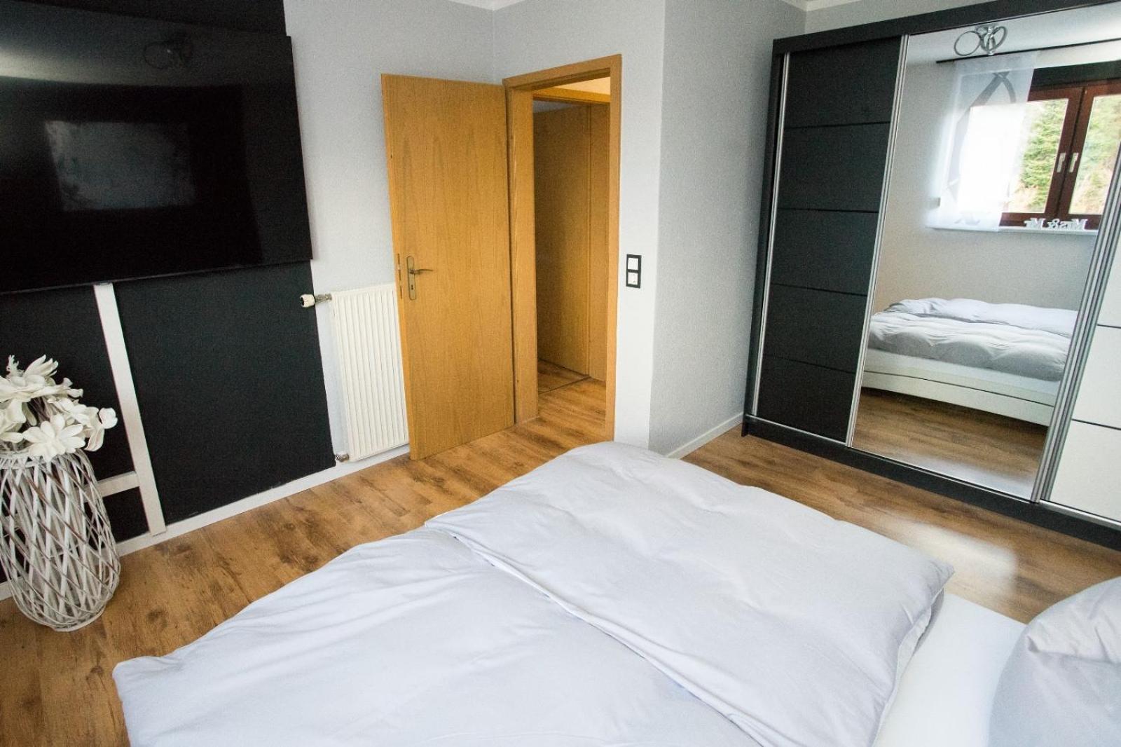 Zum Kaeutzchen 120Qm Ferienhaus 8 Personen 4 Schlafzimmer Nossentiner Huette Εξωτερικό φωτογραφία